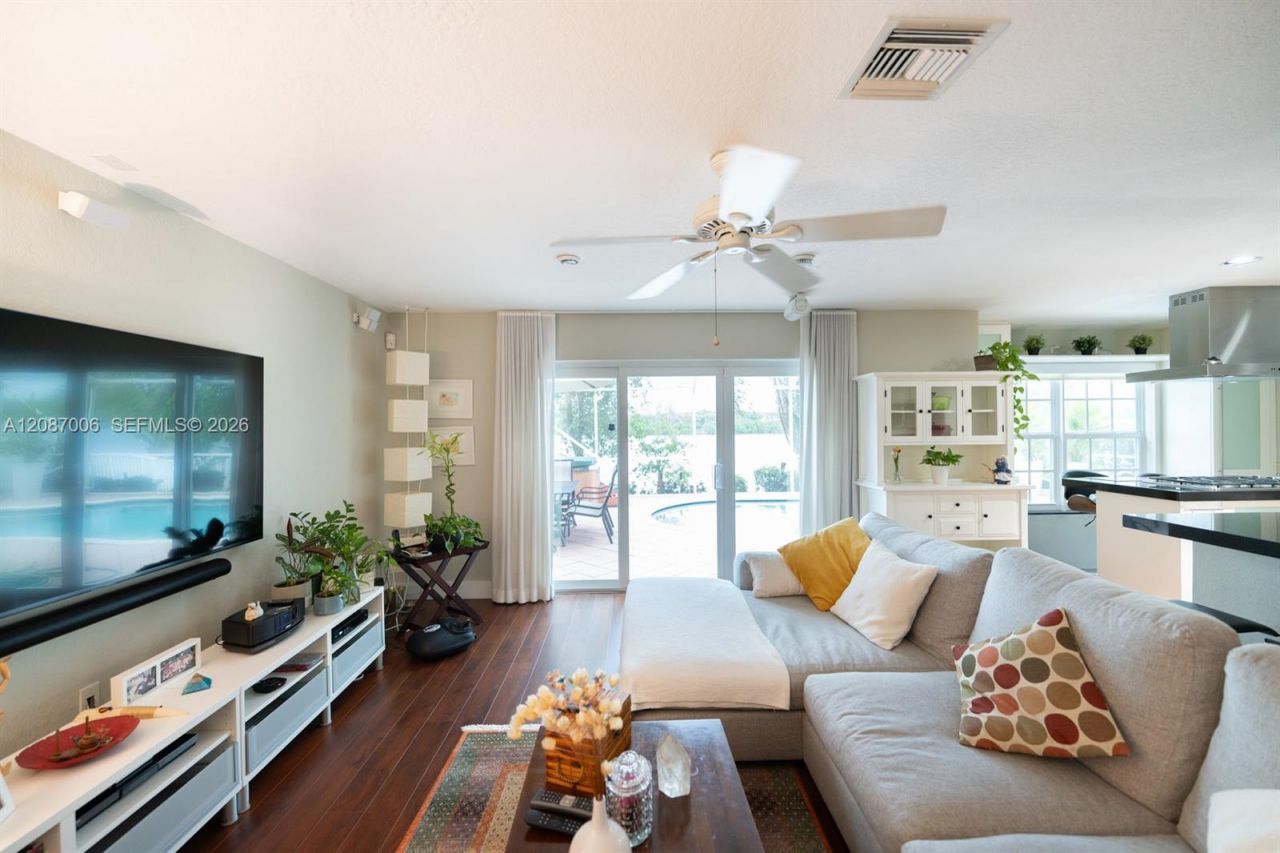 13832 NW 22nd St, Sunrise, FL 33323 Photo