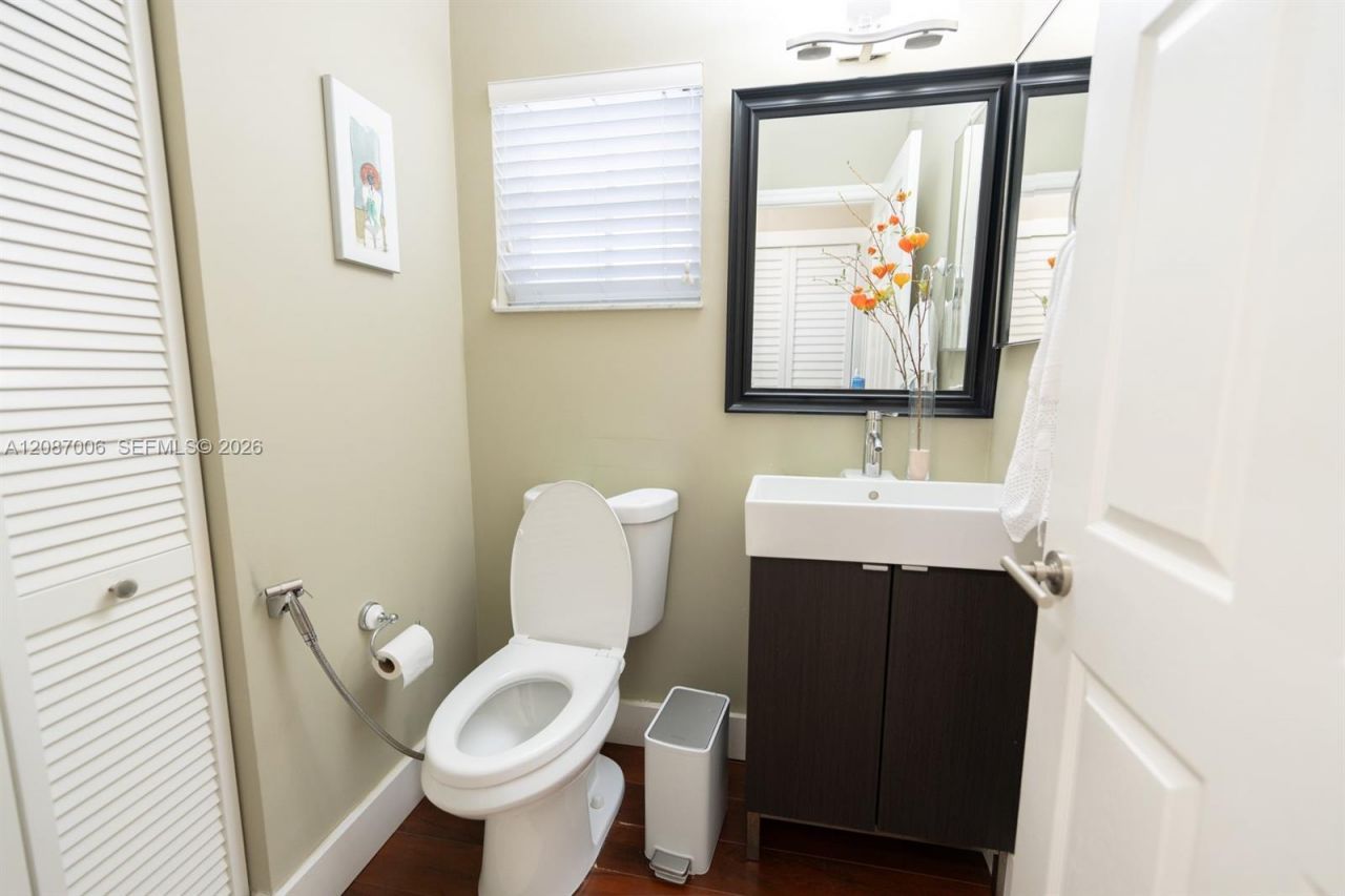 13832 NW 22nd St, Sunrise, FL 33323 Photo