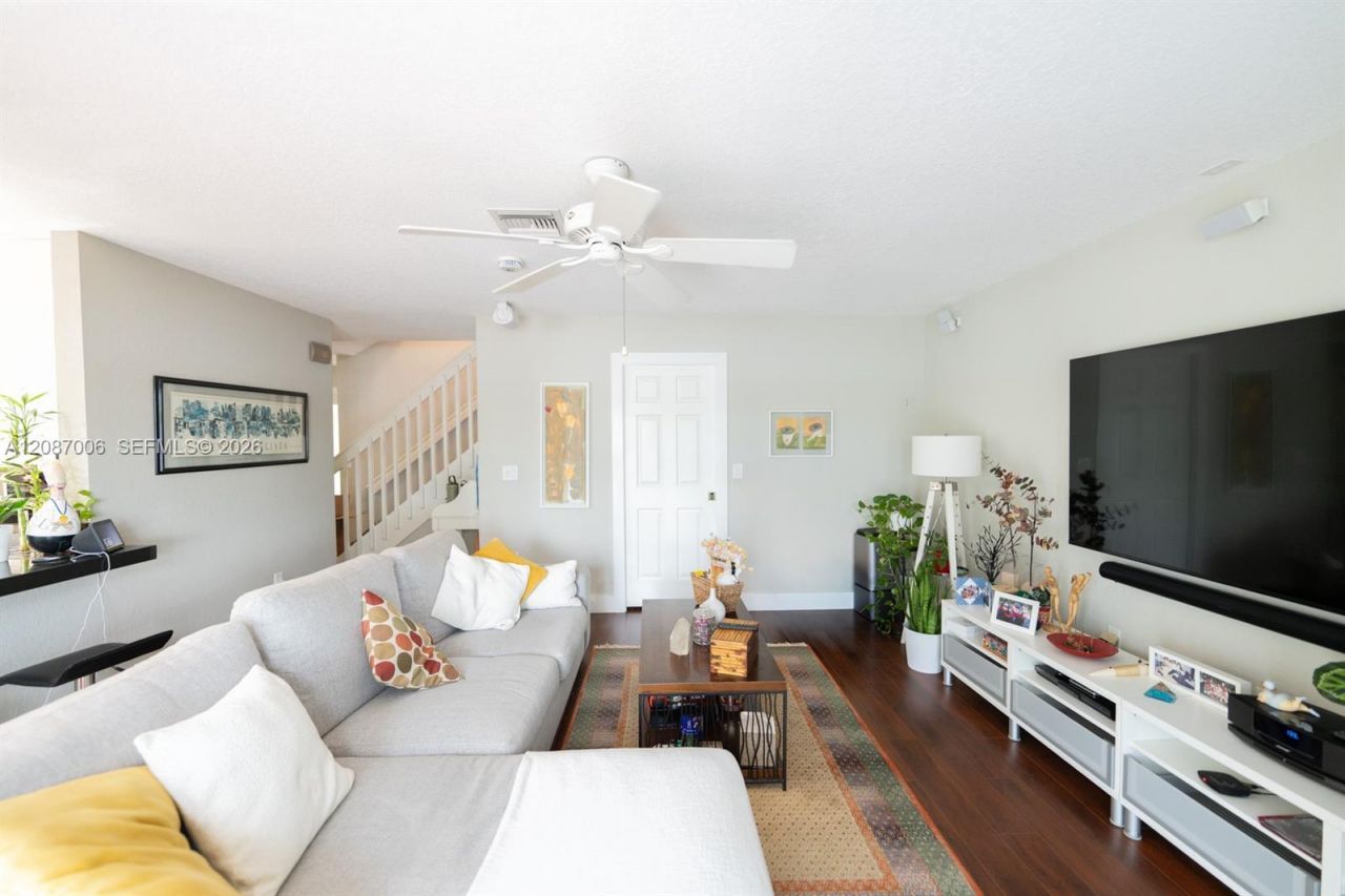 13832 NW 22nd St, Sunrise, FL 33323 Photo