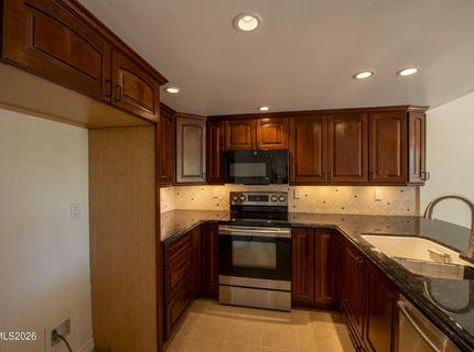 2875 Idlewild Drive, Unit APT 105, Reno, NV 89509 Photo