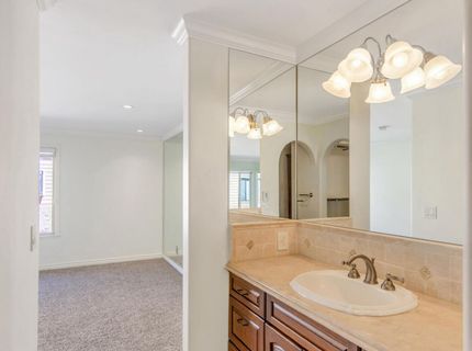 2875 Idlewild Drive, Unit APT 105, Reno, NV 89509 Photo