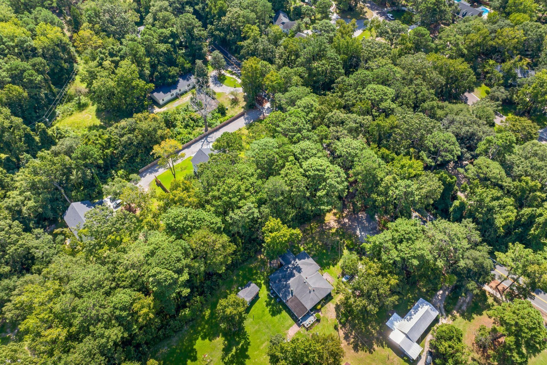 923 Long Point Road Photo 15