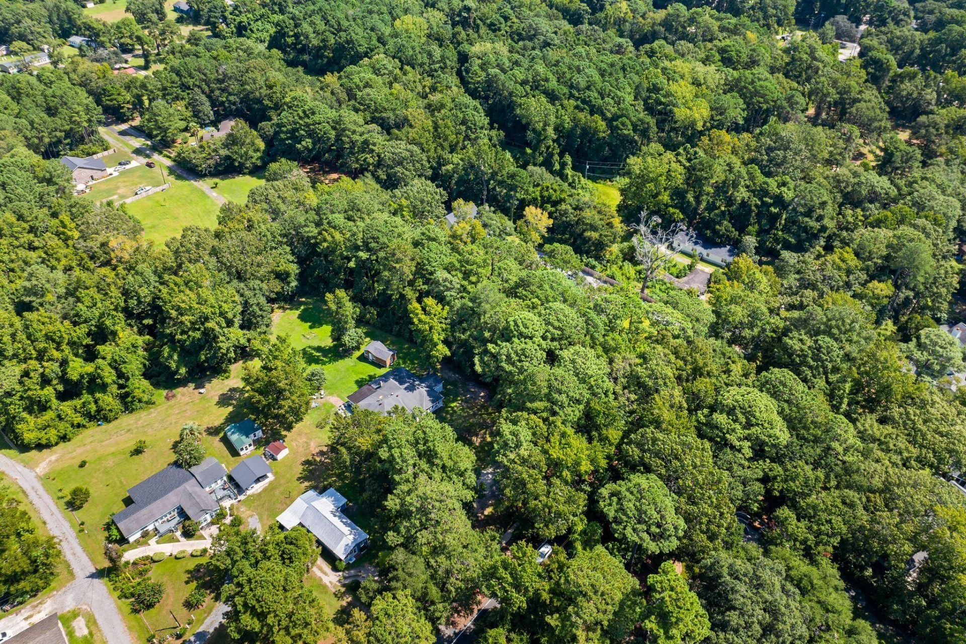 923 Long Point Road Photo 16
