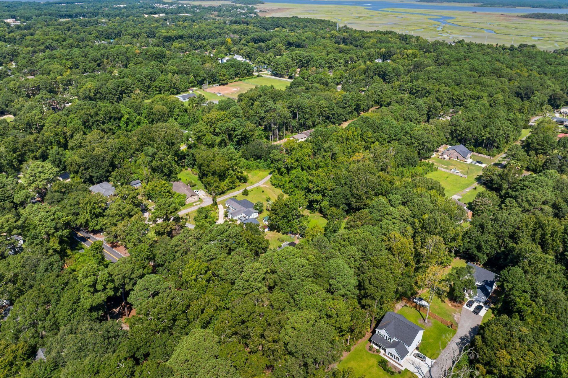923 Long Point Road Photo 18