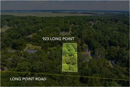 923 Long Point Road photo 4