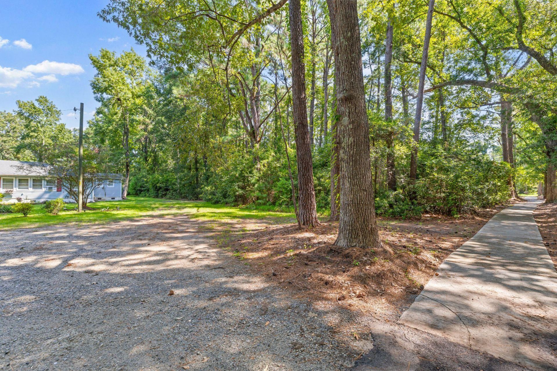 923 Long Point Road Photo 9