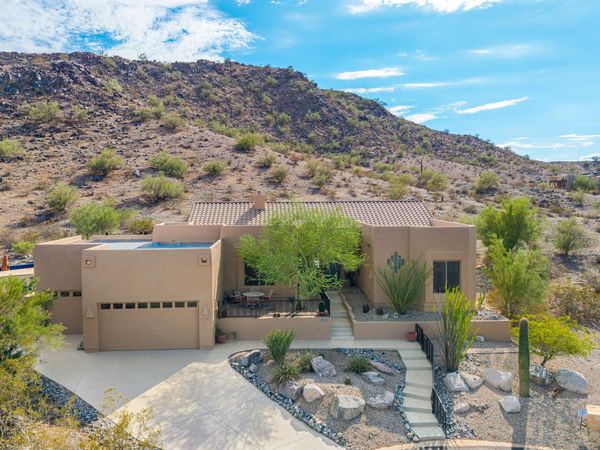 18315 W SANTA ALBERTA Lane, Goodyear, AZ 85338