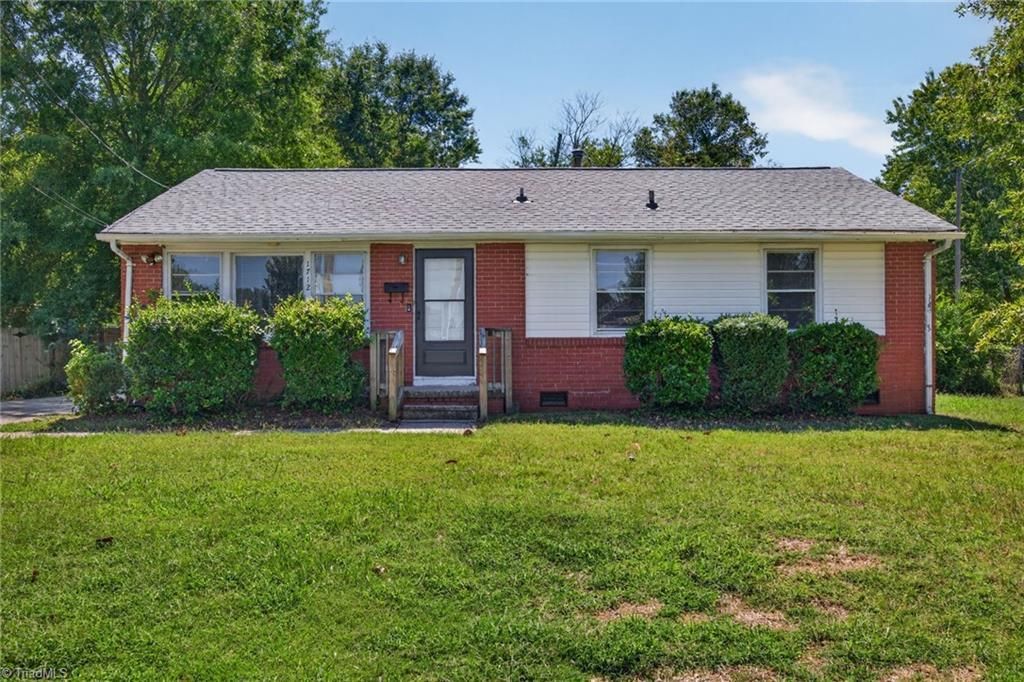 1712 Tuscaloosa Street, Greensboro, NC 27401 Main Photo