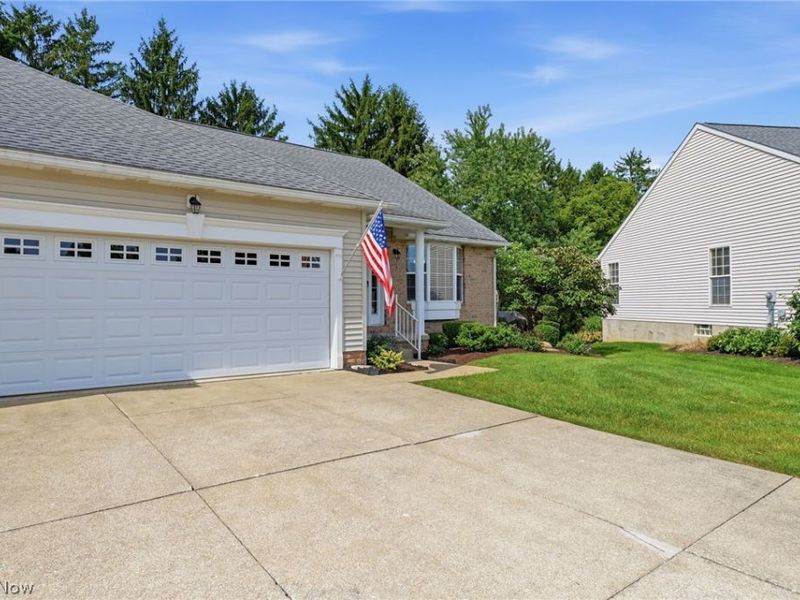 1177 Nancy Anna Avenue NW, Massillon, OH 44646 Photo 2