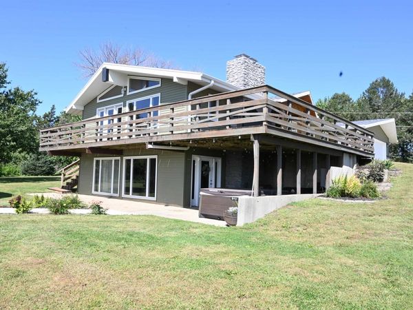 3445 Needham Avenue, Wall Lake, IA 51466