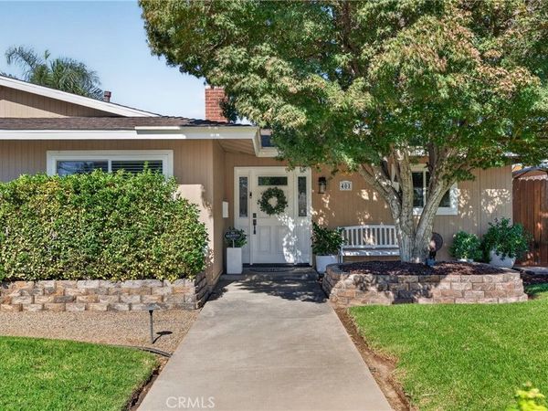 401 Robinhood Lane, Redlands, CA 92373