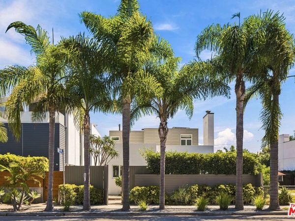 722 California Avenue, Venice, CA 90291