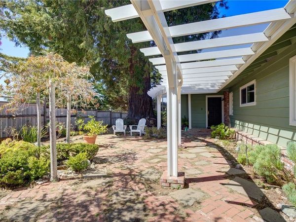 2410 Langton, Cambria, CA 93428