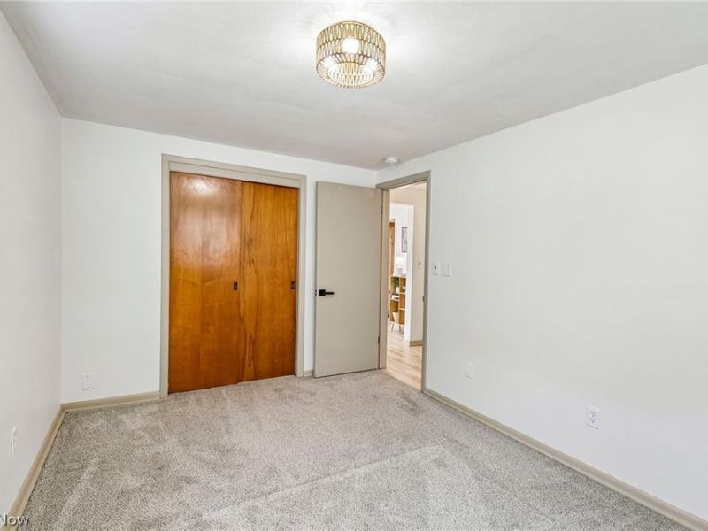 5803 Lake Road, Mentor on the Lake, OH 44060 Photo 16