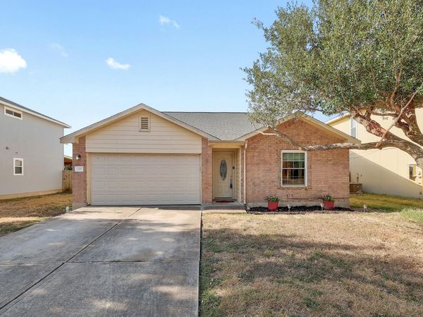 229 Phillips ST, Hutto, TX 78634