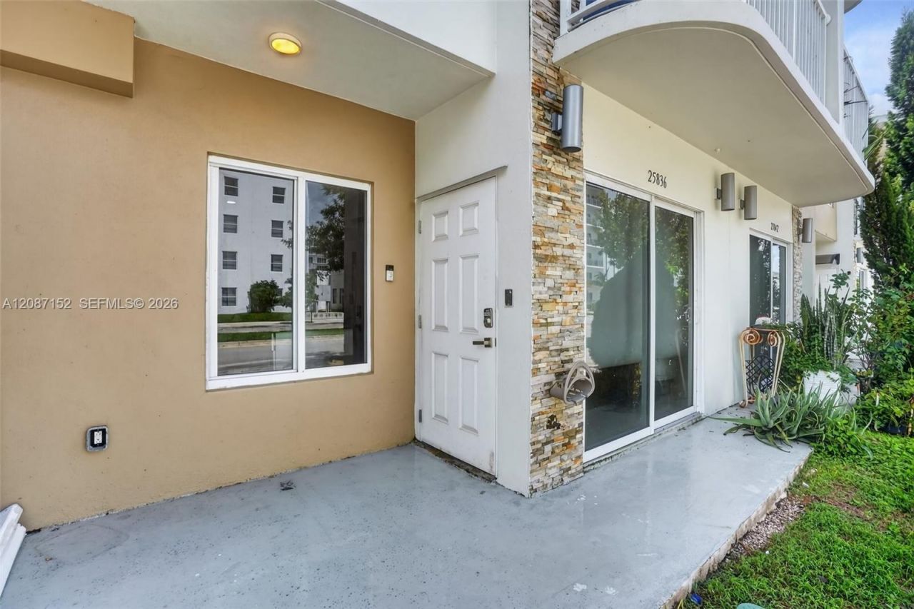 25836 SW 139th Path, Homestead, FL 33032 Photo