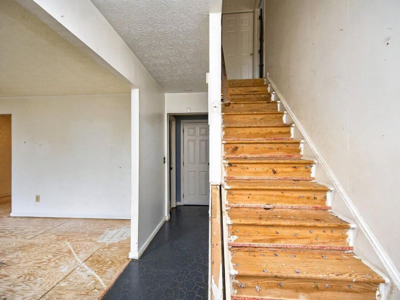 12145 Kenn Road, Springdale, OH 45240 Photo 10