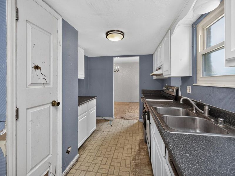 12145 Kenn Road, Springdale, OH 45240 Photo 18