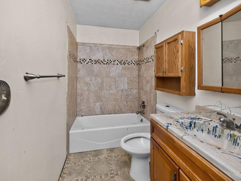 12145 Kenn Road, Springdale, OH 45240 Photo 35