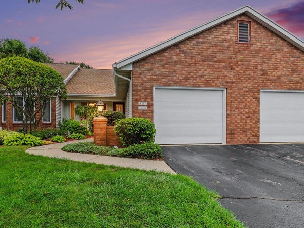 4377 Redbush Drive SW, Grandville, MI 49418