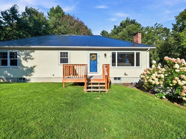 25 Ridgewood Drive, Gilmanton, NH 03237
