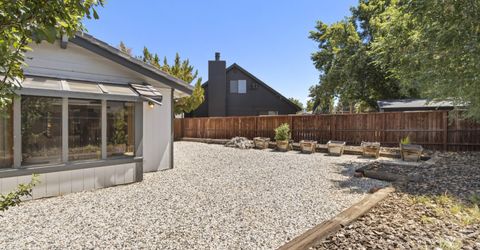 911 Birchwood Circle, Sparks, NV 89434 Photo