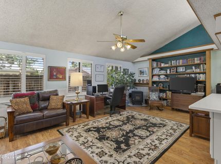 911 Birchwood Circle, Sparks, NV 89434 Photo