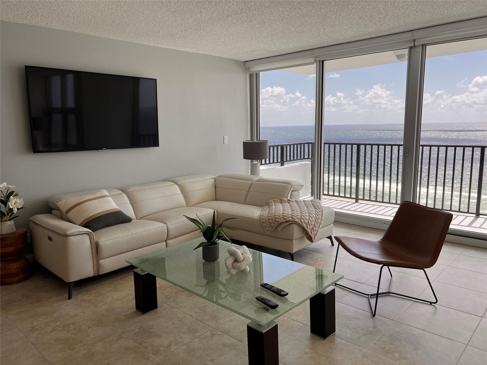 531 N Ocean Boulevard, Unit 1711, Pompano Beach, FL 33062 Photo