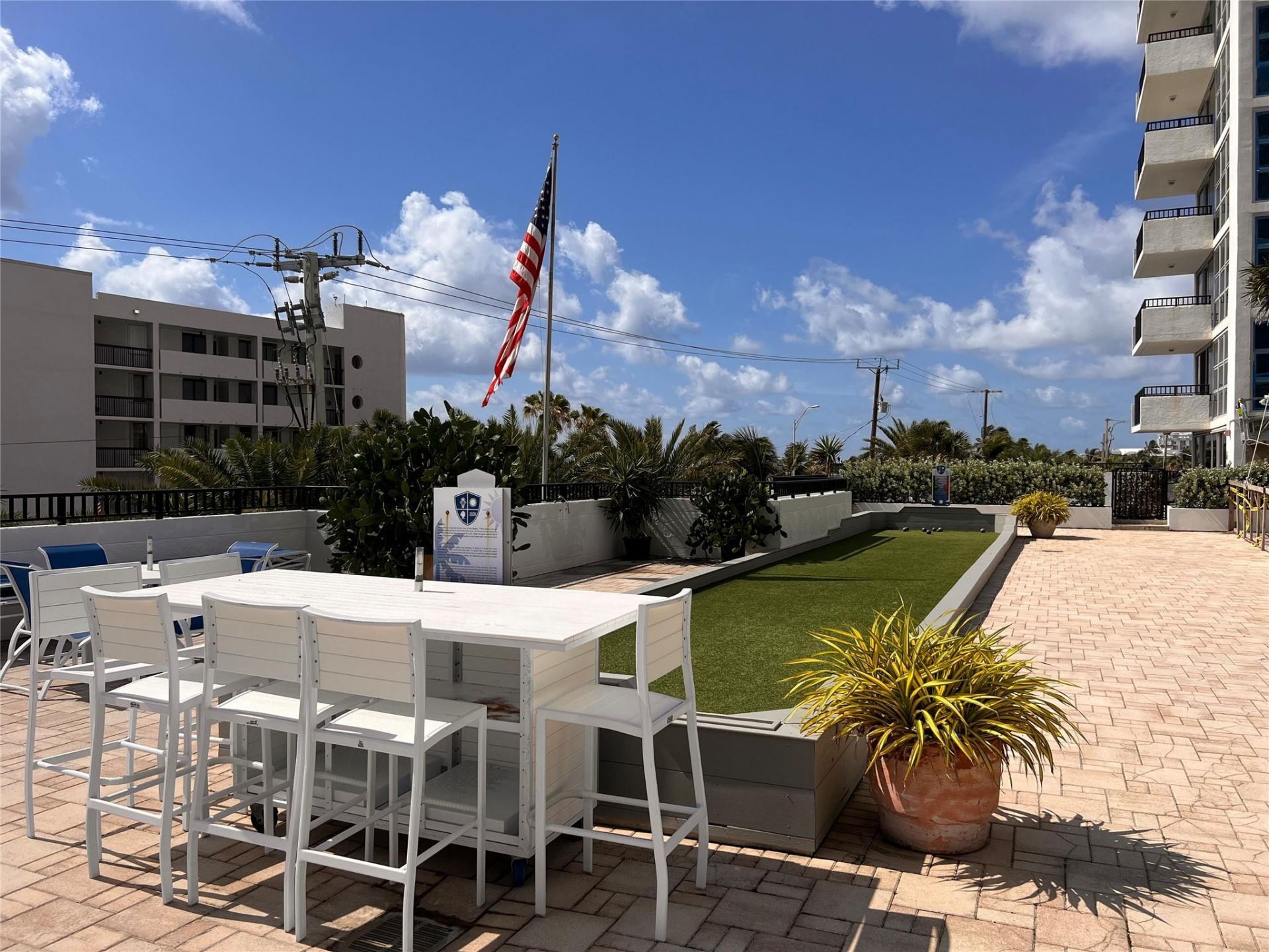 531 N Ocean Boulevard, Unit 1711, Pompano Beach, FL 33062 Photo