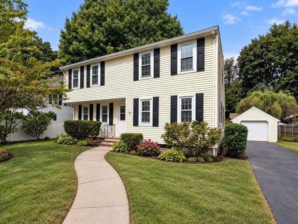 12 Arch Street, Framingham, MA 01702