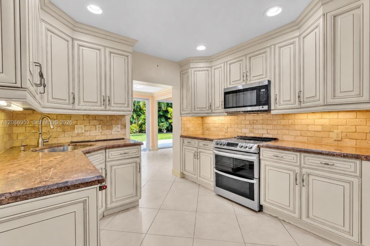 265 Fairview Rd , Palm Beach, FL 33480 Photo