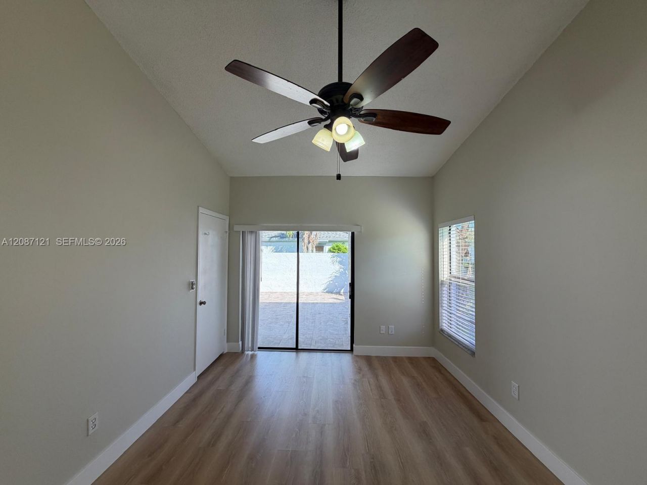 6705 SW 152nd Pl, Unit 45-05, Miami, FL 33193 Photo