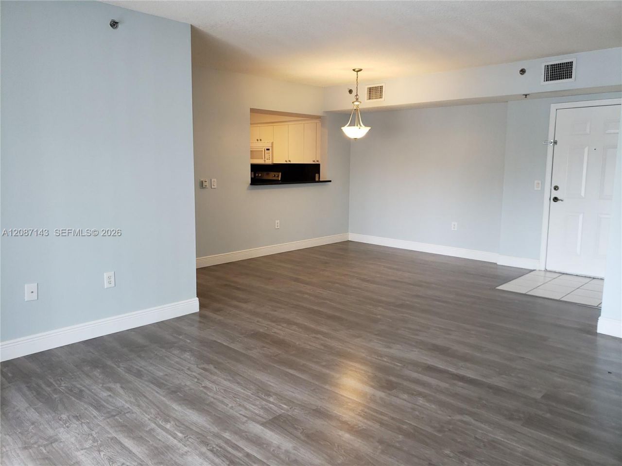 9340 Fontainebleau Blvd, Unit W212, Miami, FL 33172 Photo