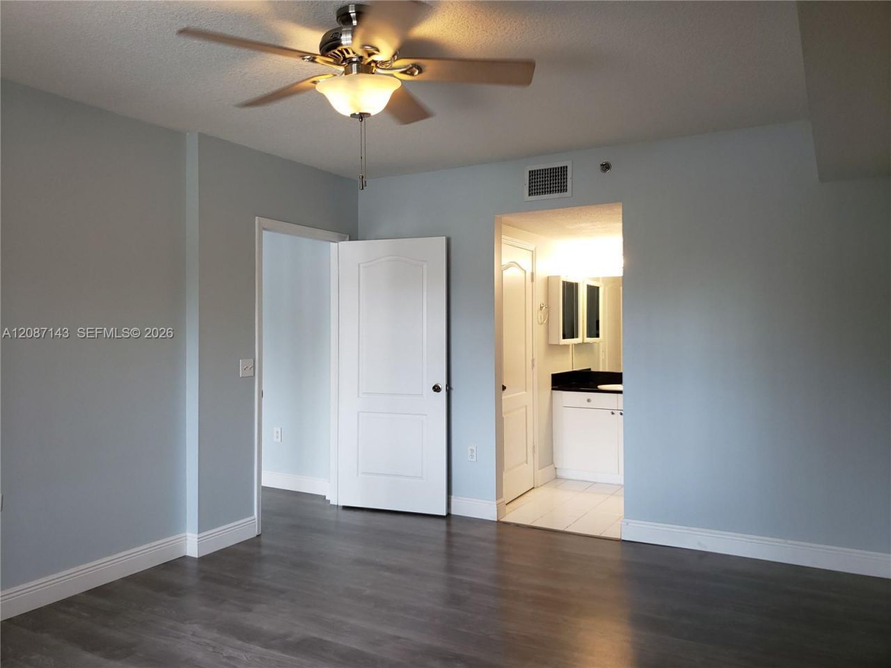 9340 Fontainebleau Blvd, Unit W212, Miami, FL 33172 Photo
