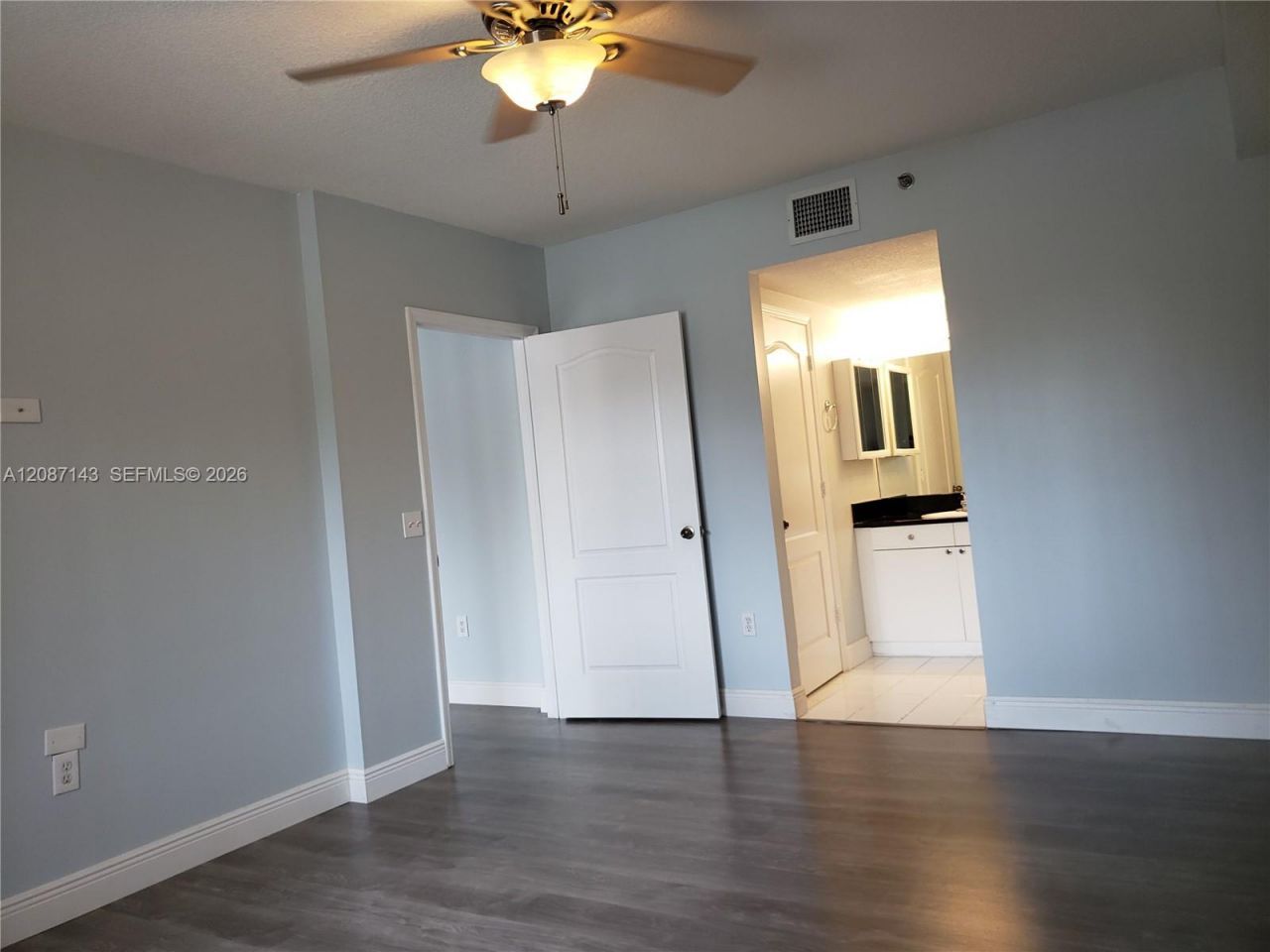 9340 Fontainebleau Blvd, Unit W212, Miami, FL 33172 Photo
