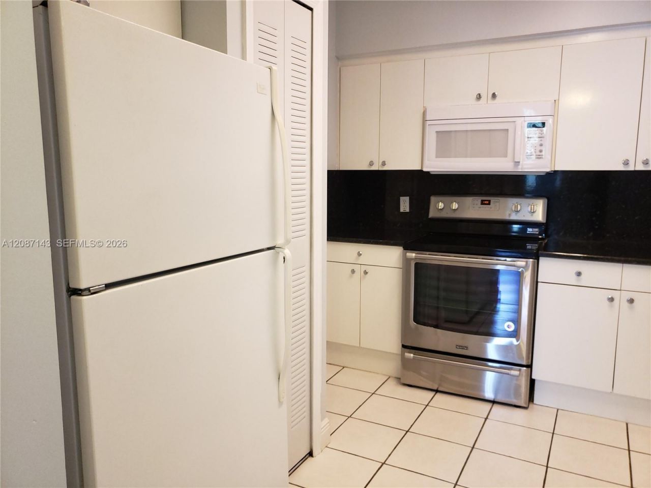 9340 Fontainebleau Blvd, Unit W212, Miami, FL 33172 Photo