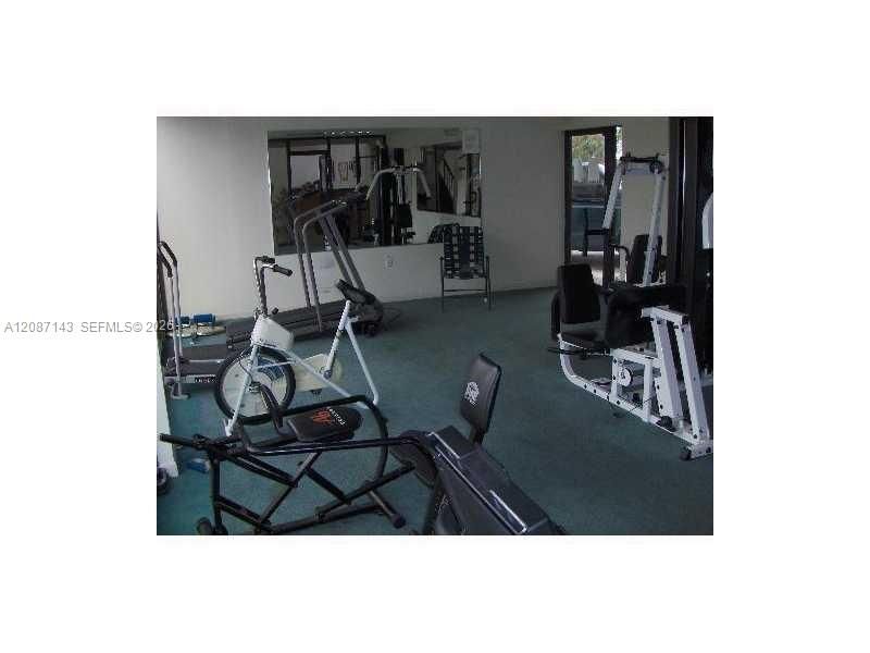 9340 Fontainebleau Blvd, Unit W212, Miami, FL 33172 Photo