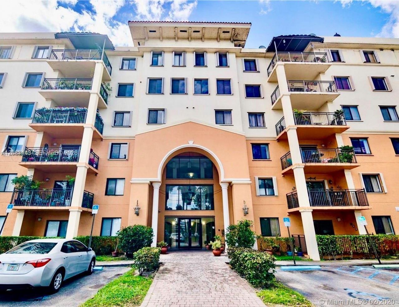9340 Fontainebleau Blvd, Unit W212, Miami, FL 33172 Photo