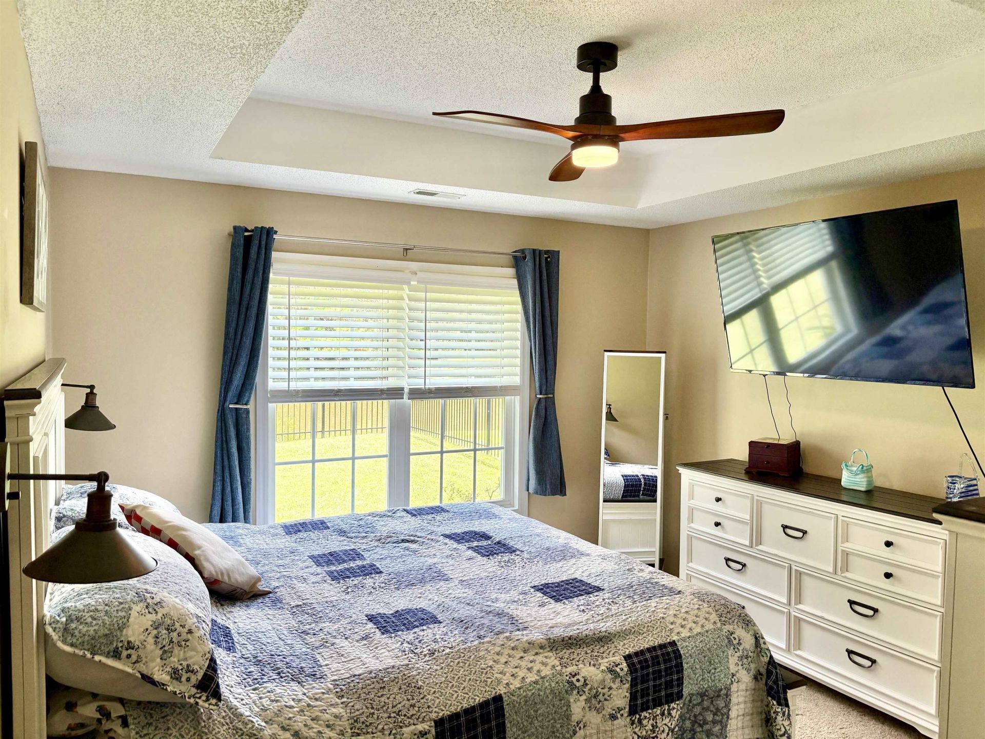72 Daniel Morrall Ln. Photo 11