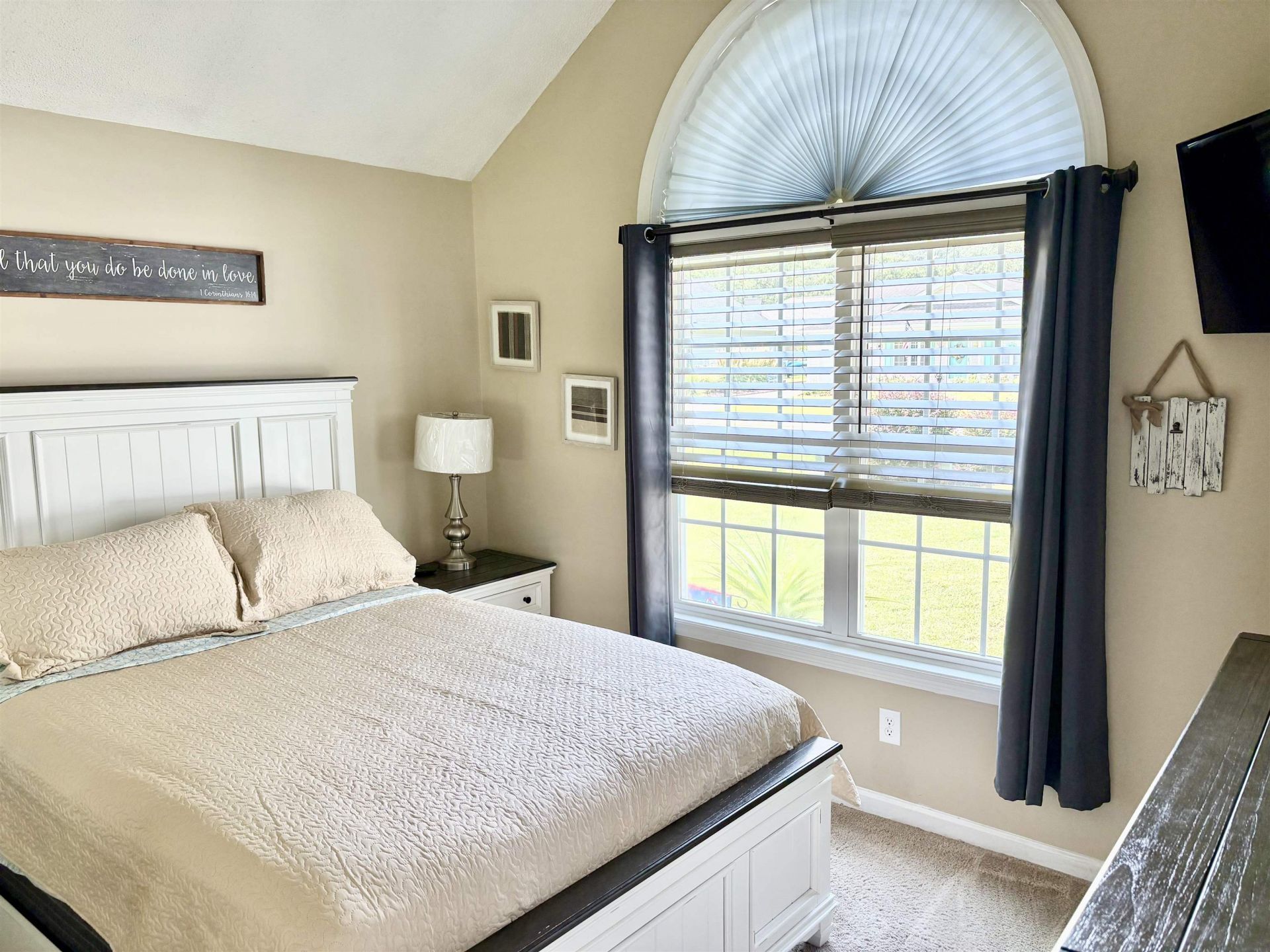 72 Daniel Morrall Ln. Photo 16
