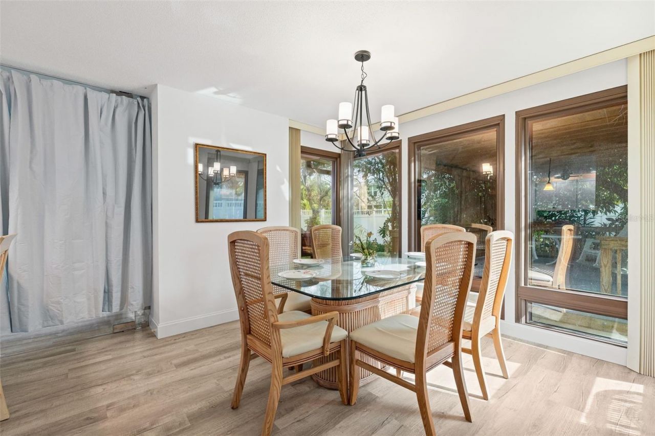 7215 Westmoreland Drive, Sarasota, FL 34243 Photo