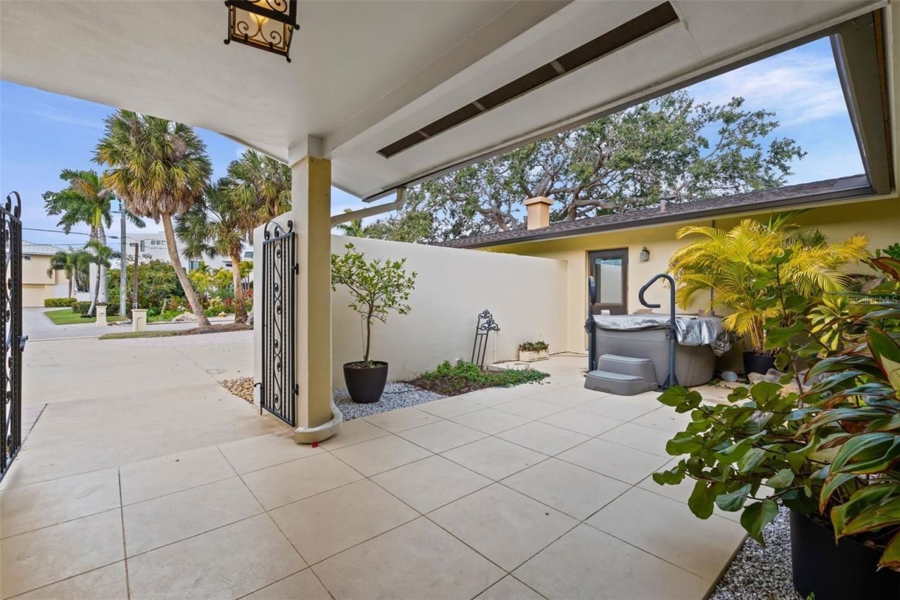 7215 Westmoreland Drive, Sarasota, FL 34243 Photo