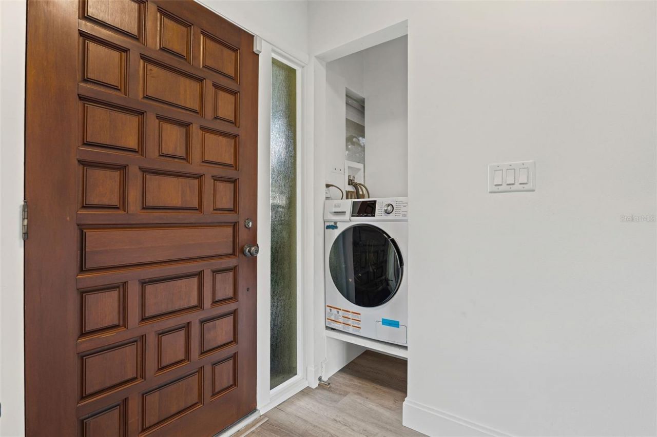 7215 Westmoreland Drive, Sarasota, FL 34243 Photo