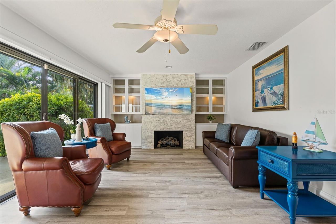 7215 Westmoreland Drive, Sarasota, FL 34243 Photo