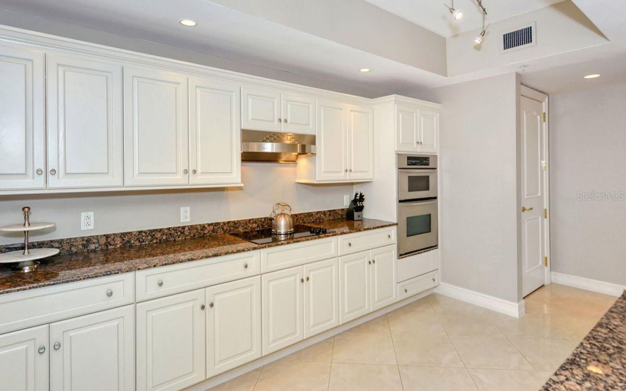 1111 Ritz Carlton Drive, Unit 1004, Sarasota, FL 34236 Photo