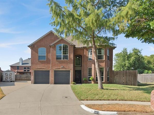 324 Georgian Oak Court, Lake Dallas, TX 75065