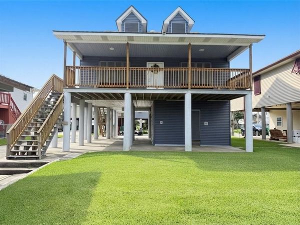 4930 DEBORAH ANN Drive, Barataria, LA 70036