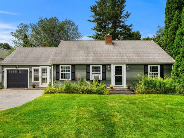 369 Main St, Holden, MA 01520