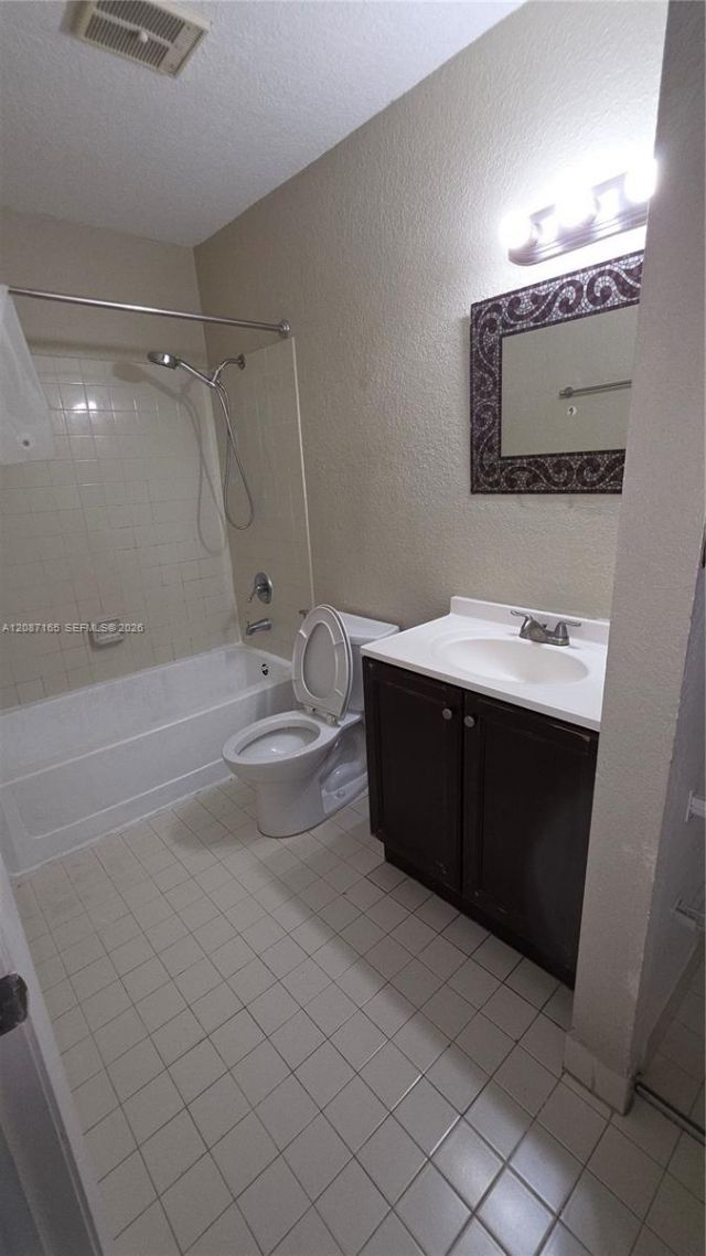 7429 SW 152nd Ave, Unit 13-201, Miami, FL 33193 Photo