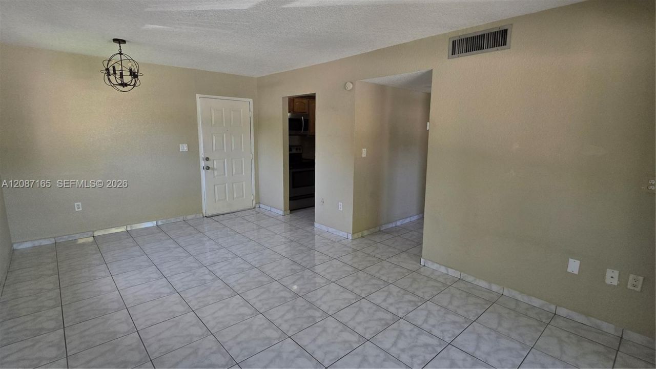 7429 SW 152nd Ave, Unit 13-201, Miami, FL 33193 Photo